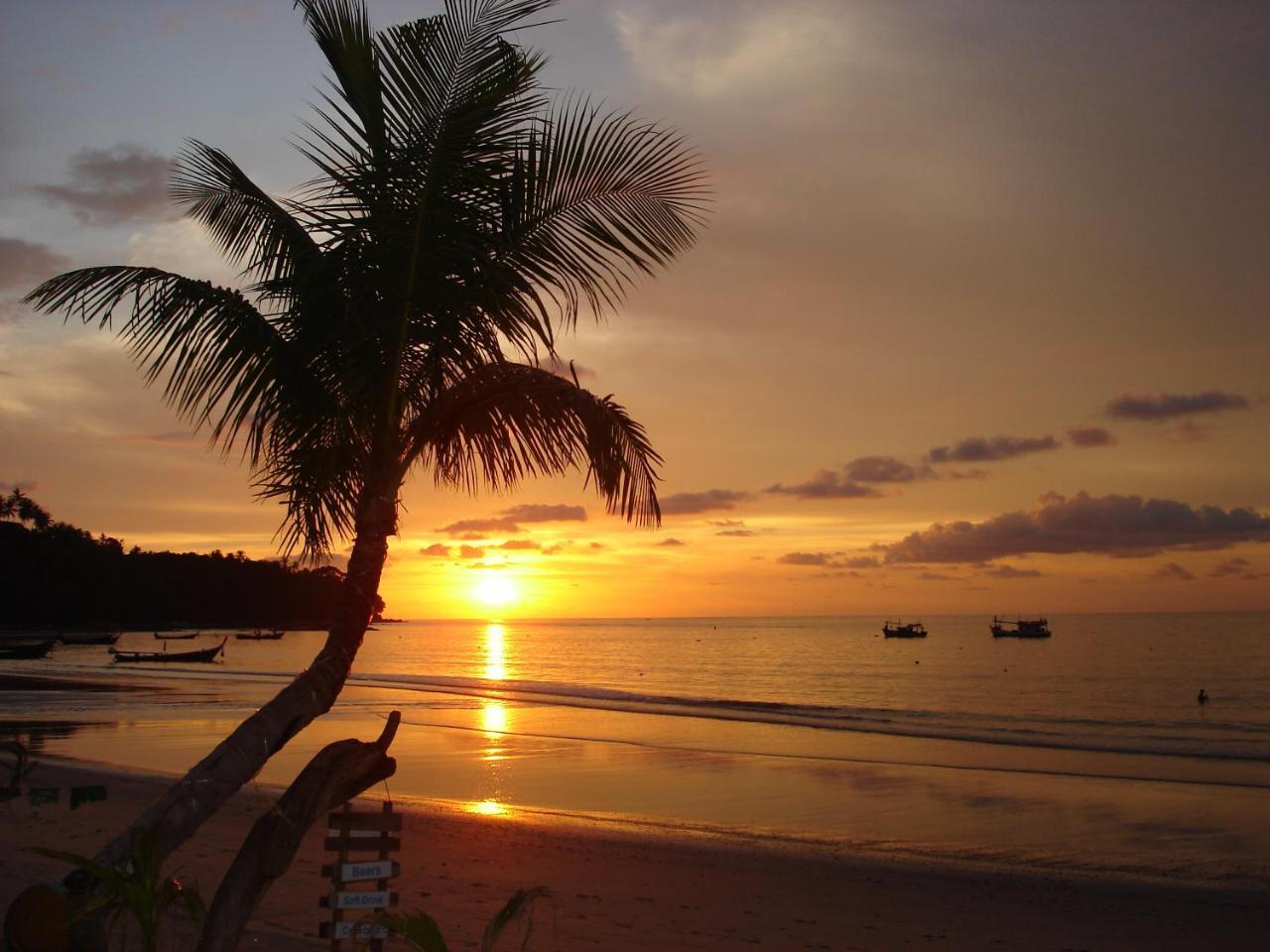 Andaman Bangtao Bay Resort Bang Tao Beach  Exterior foto